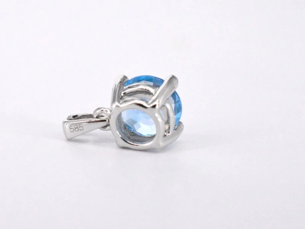 White gold pendant with topaz - Image 6