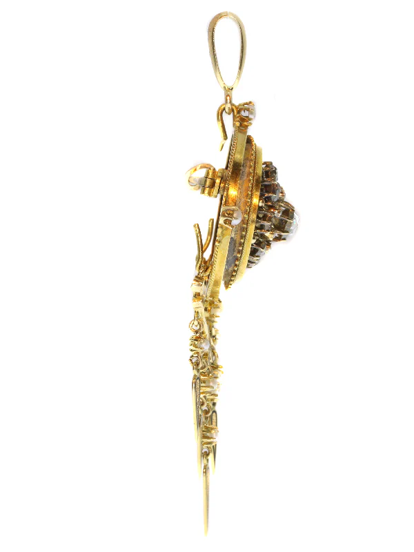 Victorian versatility: the double charm of a brooch-pendant from the 1860s  - Image 6