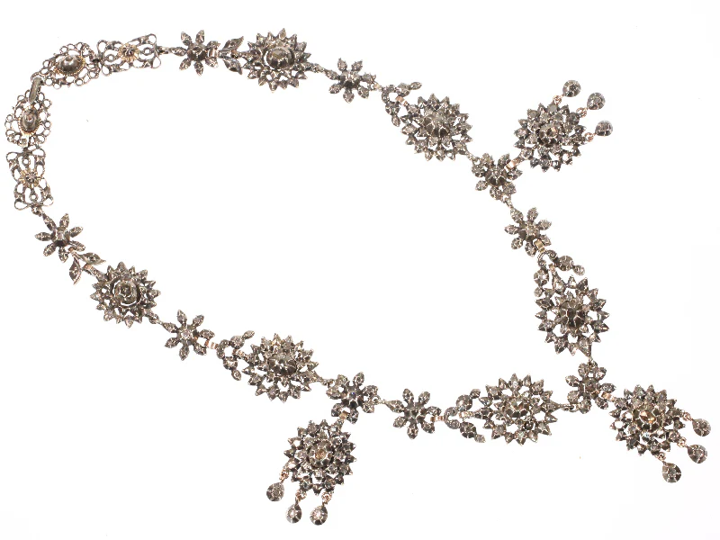 A father's love: the Victorian diamond garland necklace from the 1850s  - Image 3