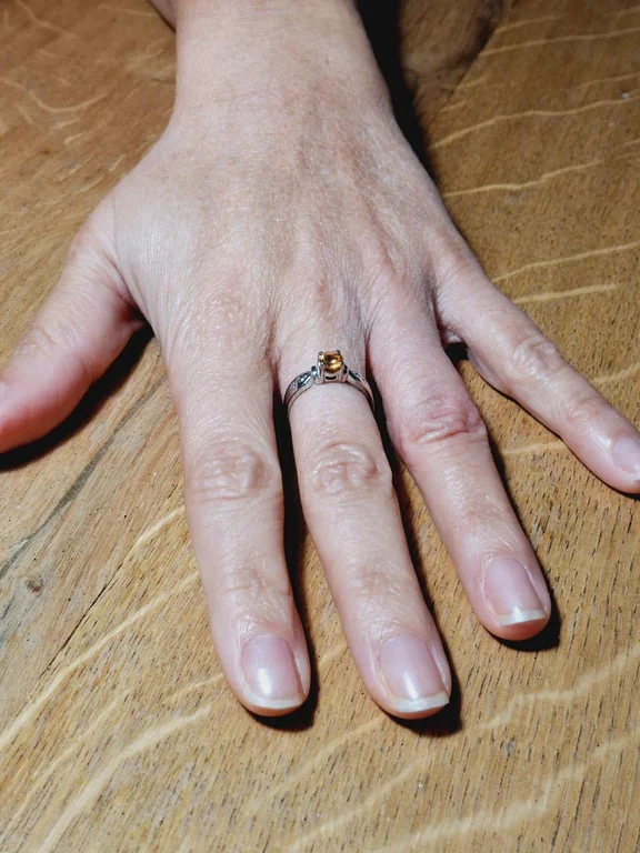White Gold Ring, Diamonds and Citrine  - Image 14