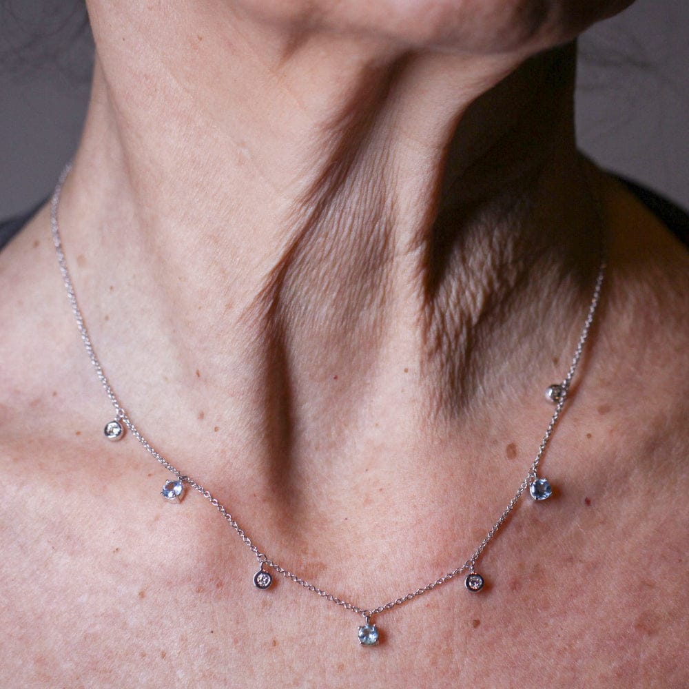 BELL necklace in white gold and blue topaz  - Image 5