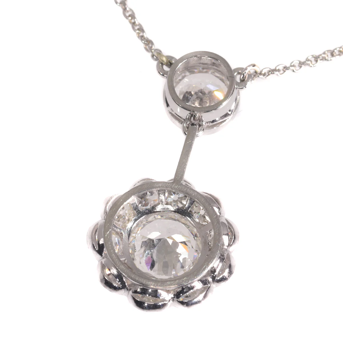 Rêverie Art Deco: Old-cut diamond pendant from the 1950s with an elegance of 4.27 ct  - Image 11