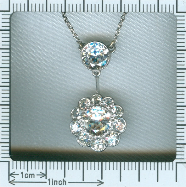 Rêverie Art Deco: Old-cut diamond pendant from the 1950s with an elegance of 4.27 ct  - Image 13