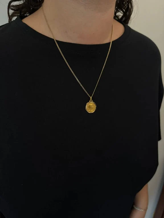 Augis - Medal Virgin Mary Mary / Our Lady of Lourdes 18 Carat Gold  - Image 13