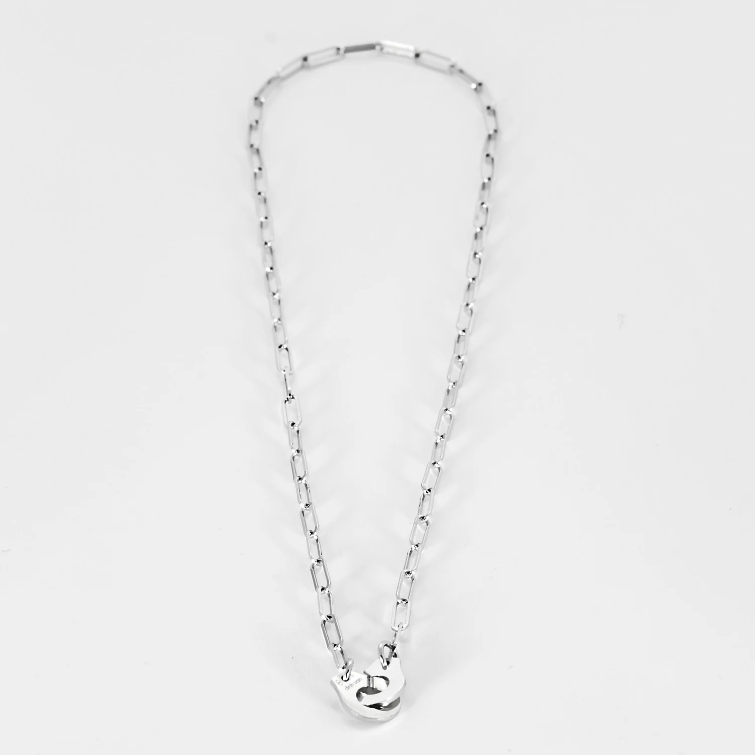 DINH VAN - R10 handcuff necklace in white gold  - Image 4