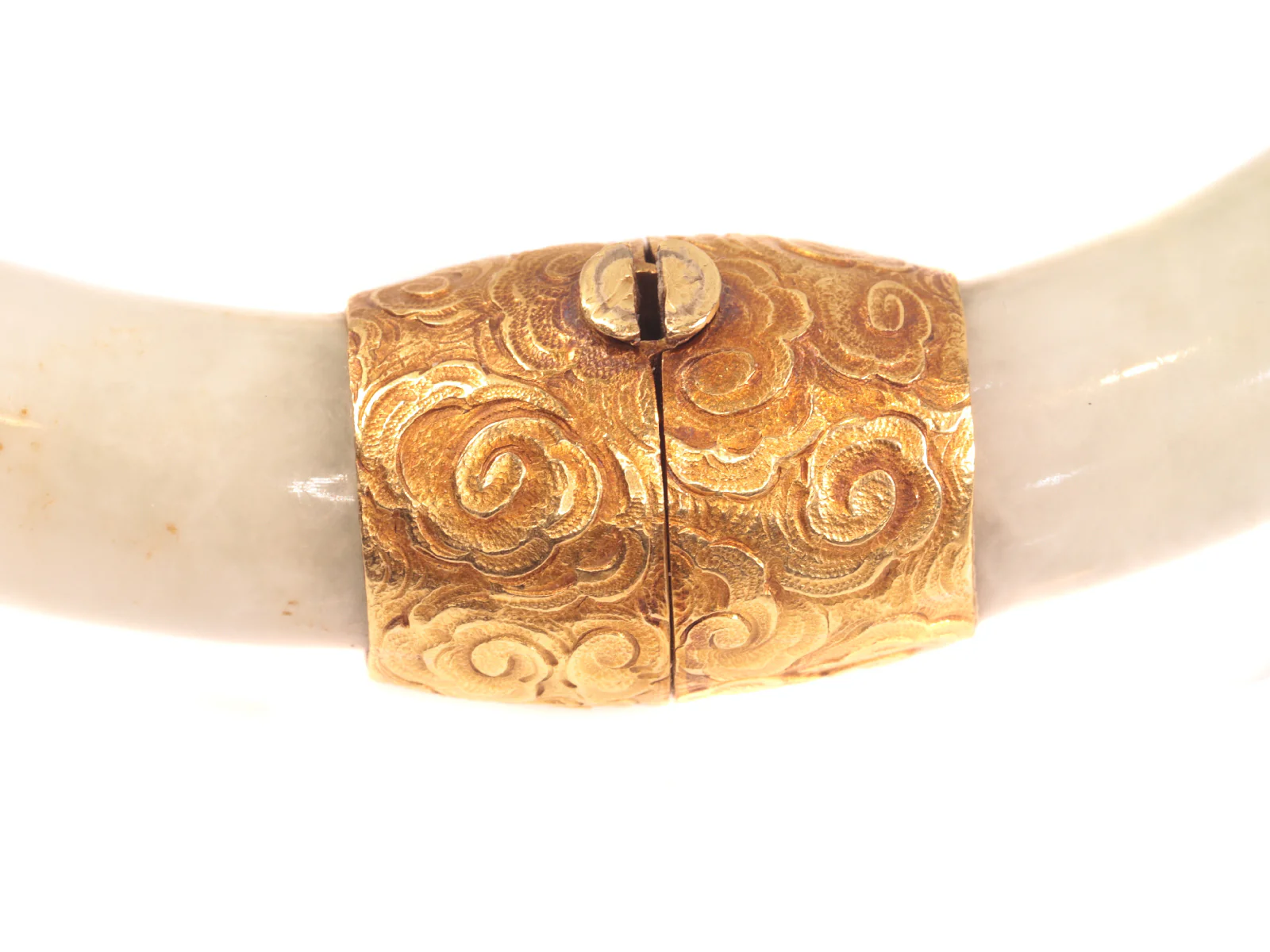 Vintage jade with 18-carat gold fittings: the silent chronicles of a Victorian bracelet  - Image 3