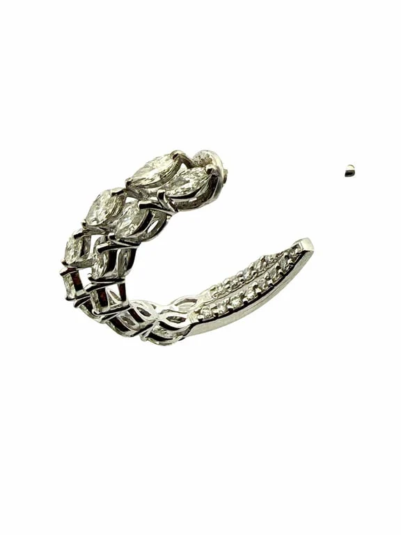 18-carat white gold hoop earrings with marquise diamonds  - Image 10