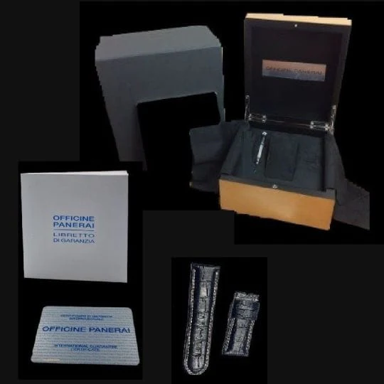 Panerai Luminor Gmt Automatic Watch  - Image 12