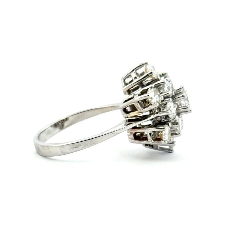 Multi-diamond ring in 18-carat white gold  - Image 3