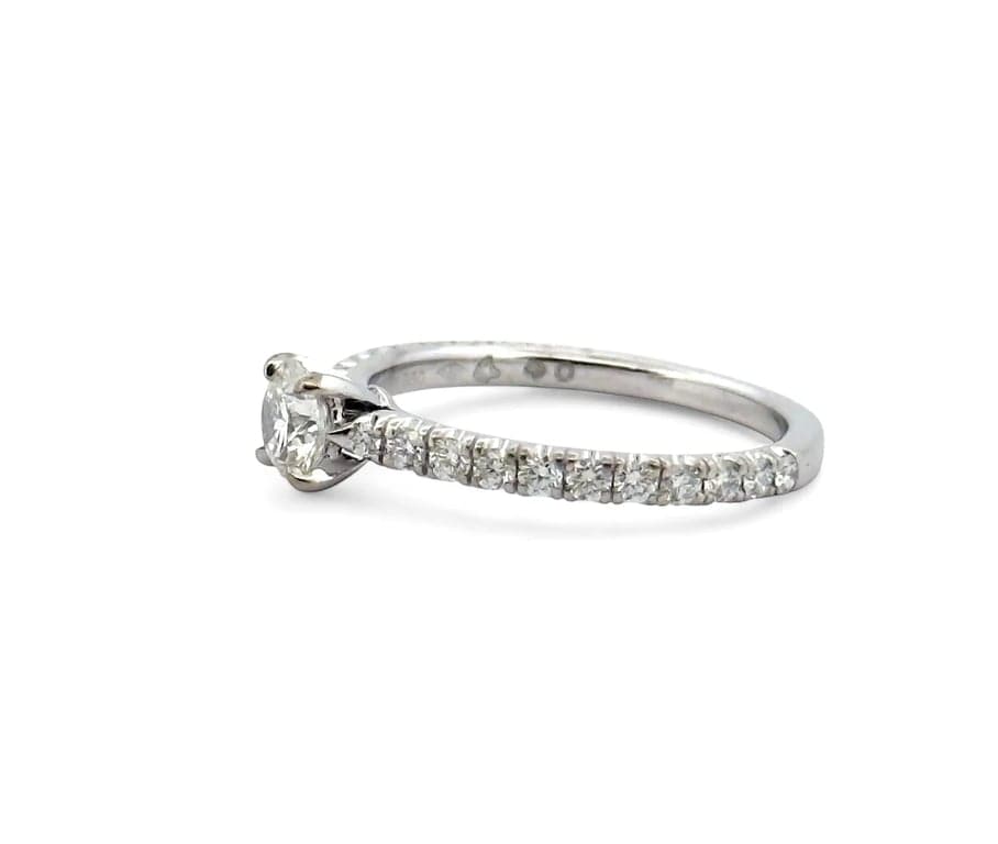 Solitaire Cartier in diamonds on platinum setting  - Image 5