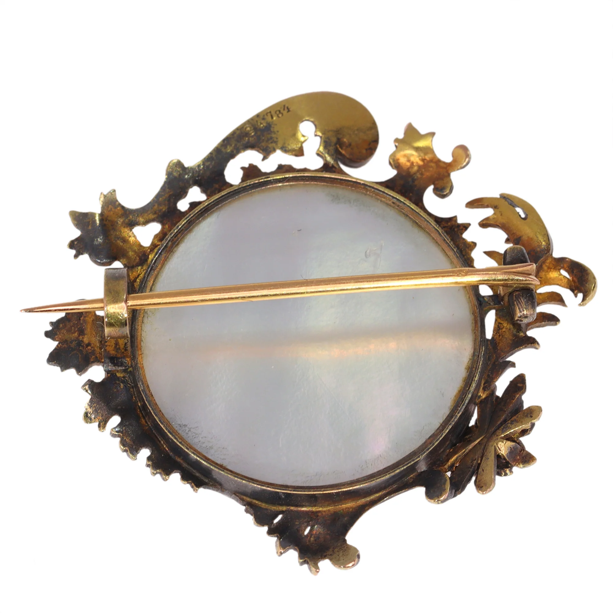 Antique gold brooch: the heritage of Pompadour in Victorian jewelry  - Image 7