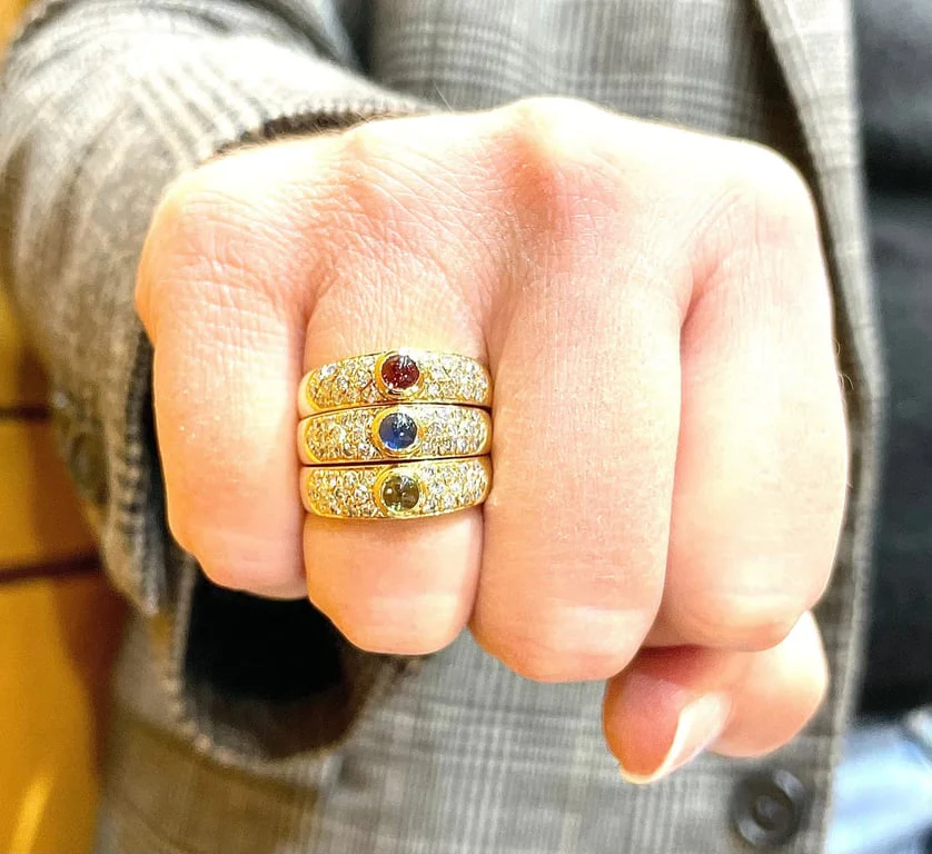 3 rings in 18-carat yellow gold, natural diamonds and precious stones  - Image 11