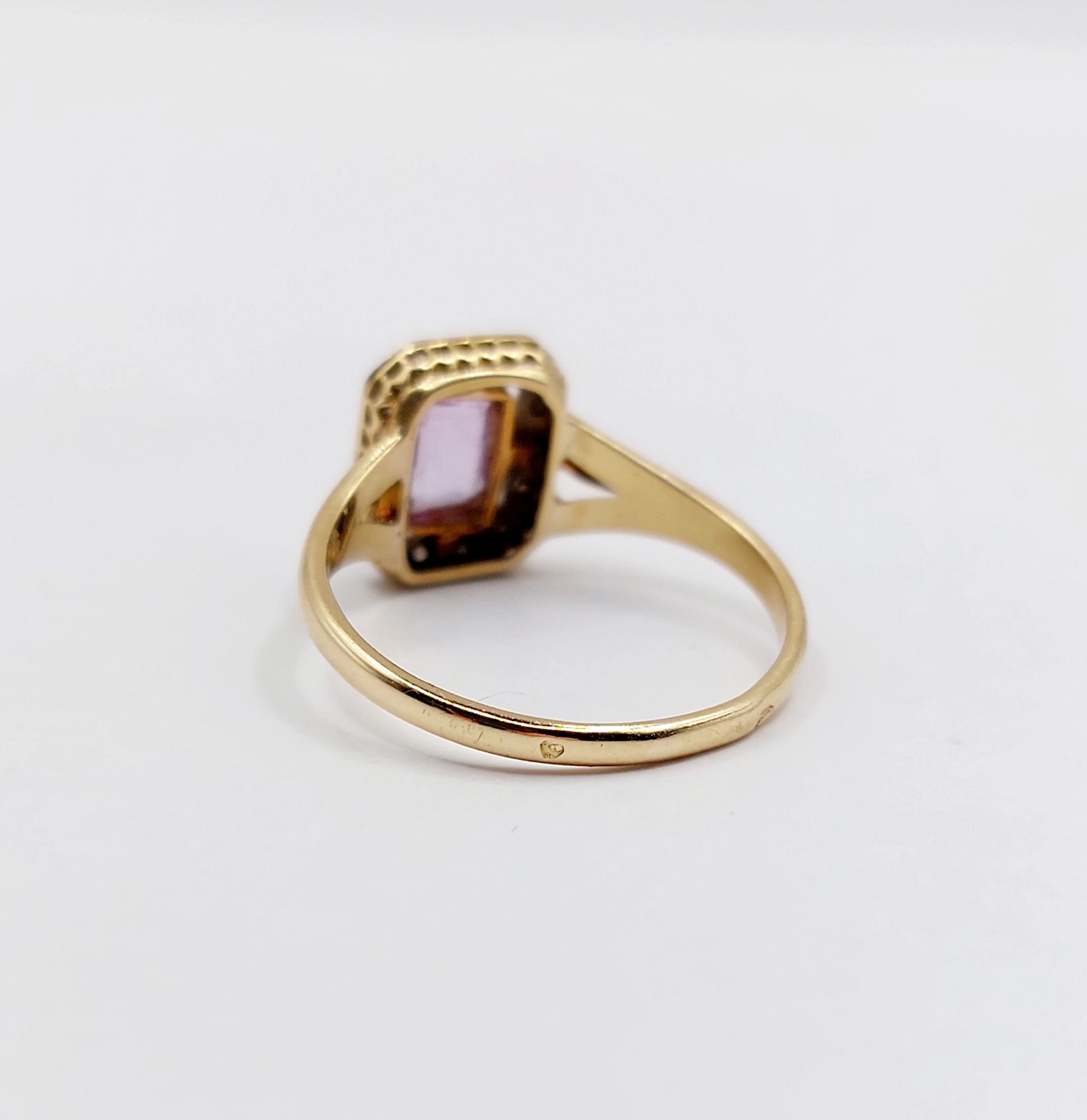 Pompadour ring in yellow gold, platinum, amethyst and rose-cut diamonds (circa 1910)  - Image 13