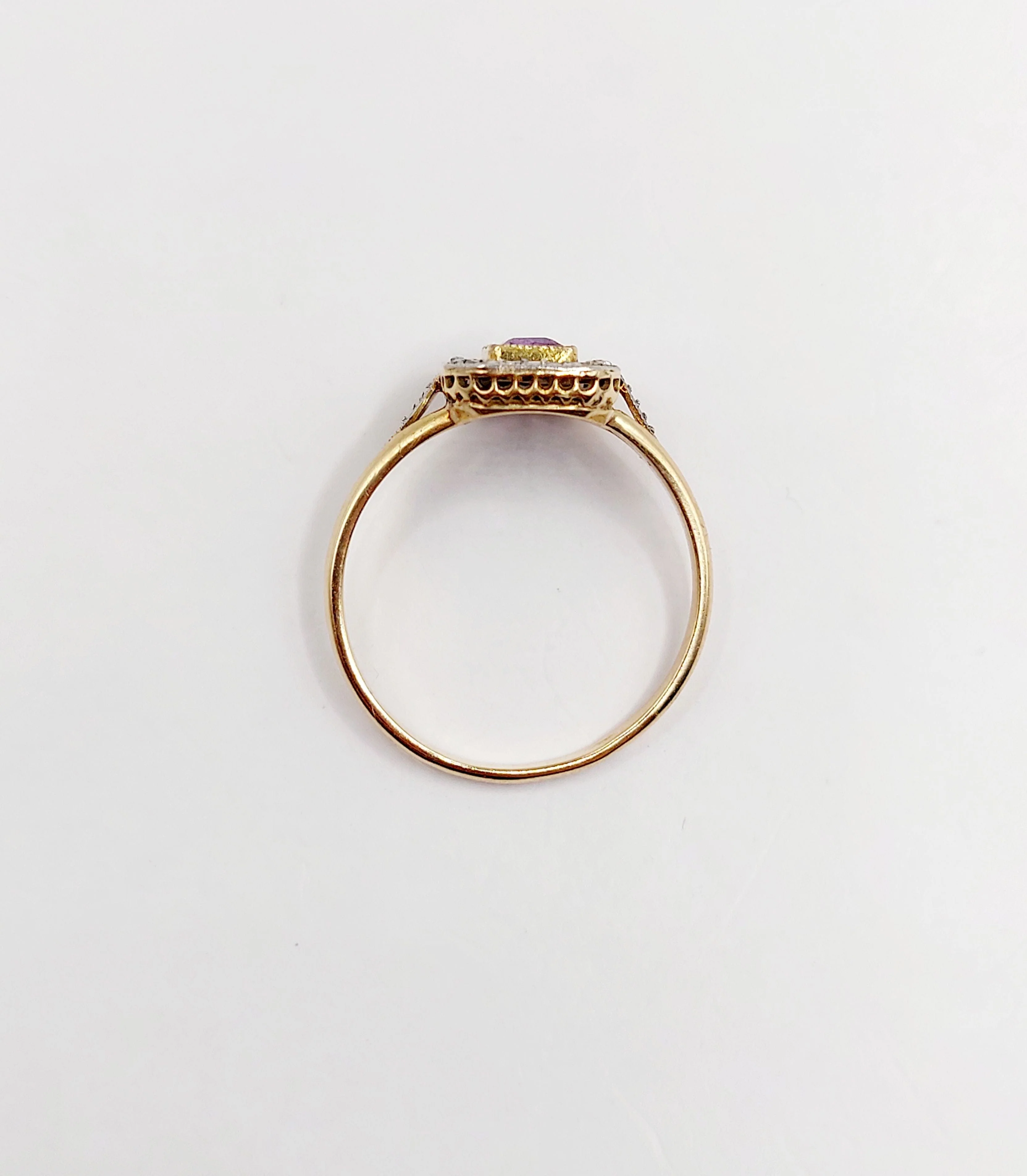 Pompadour ring in yellow gold, platinum, amethyst and rose-cut diamonds (circa 1910)  - Image 15