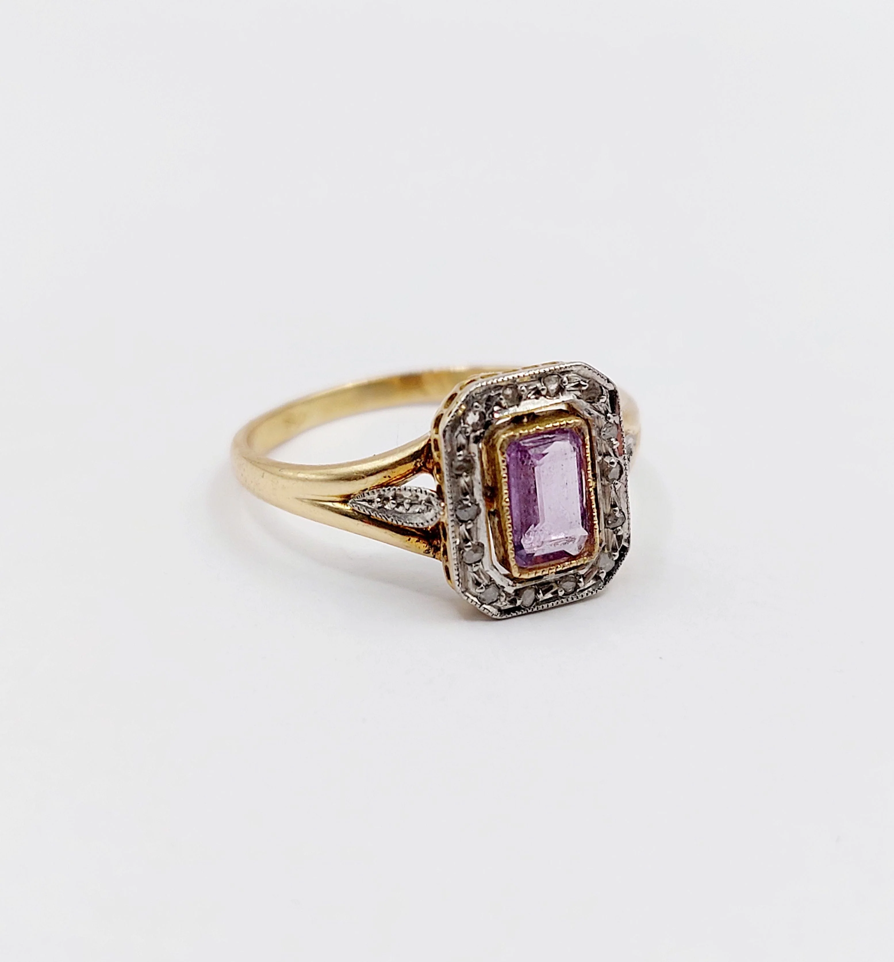 Pompadour ring in yellow gold, platinum, amethyst and rose-cut diamonds (circa 1910)  - Image 4
