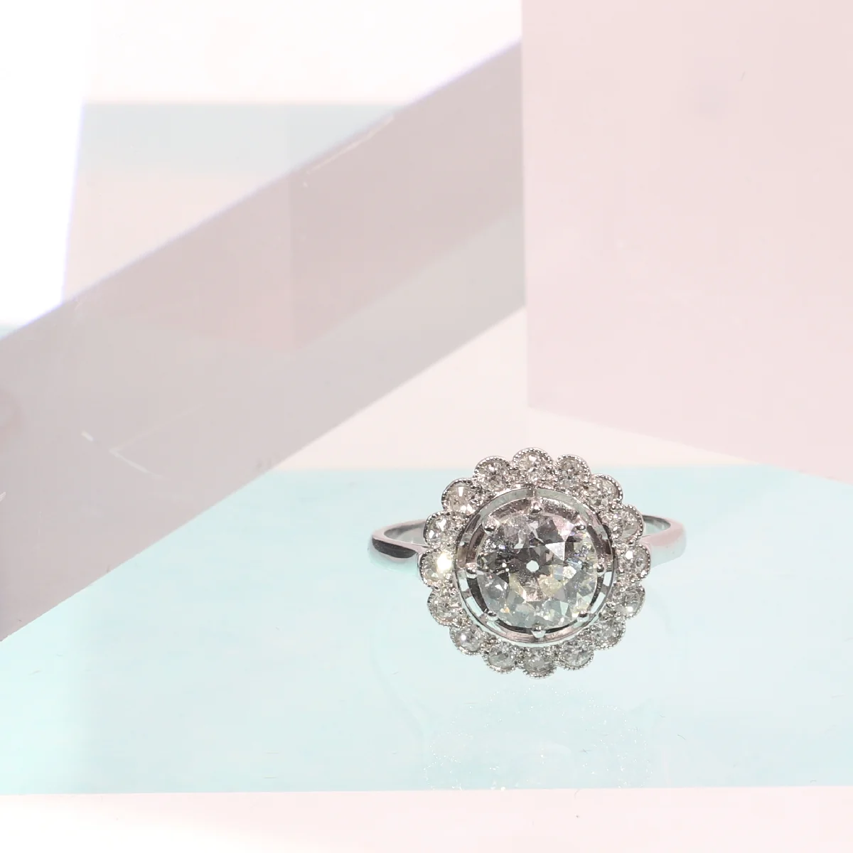 Liens eternal: the decorative diamond ring from the 1920s  - Image 5