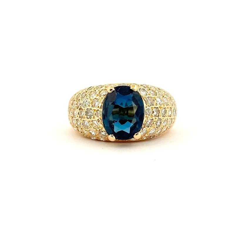 Prestige ring in 18-carat gold with diamonds and oval sapphire  - Image 5