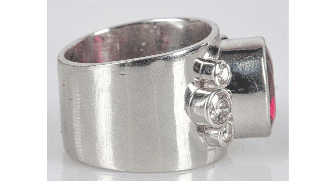 18k White Gold Band Ring, set with a beautiful Rubellite  - Image 7