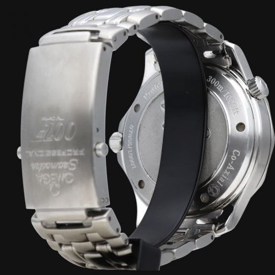 Omega Seamaster James Bond 007 Watch  - Image 8
