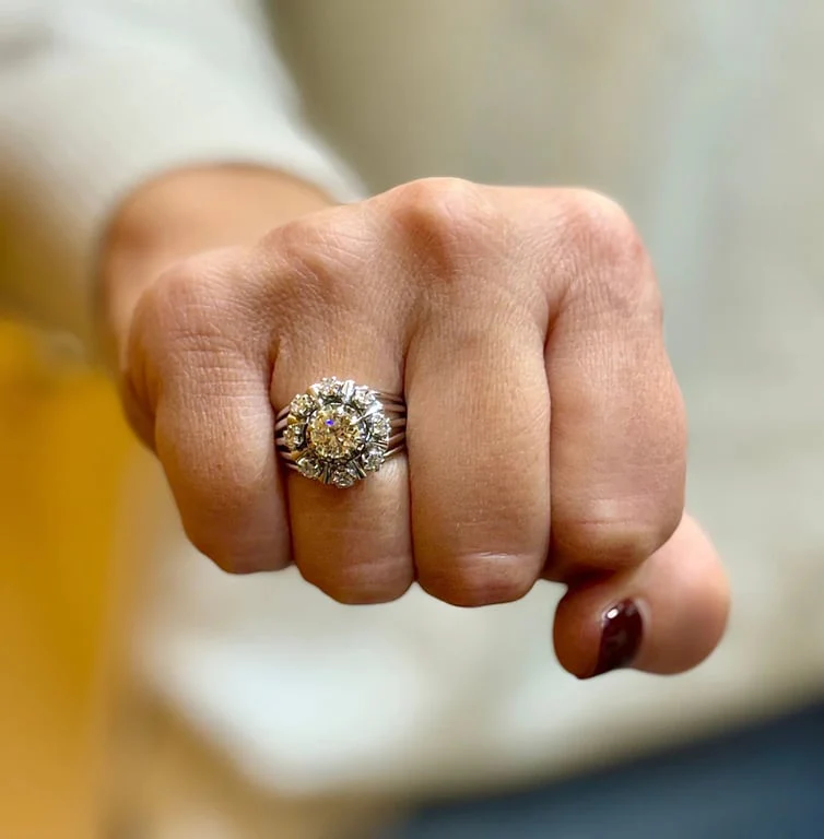 Antique ring in 18-carat white gold and diamonds  - Image 4