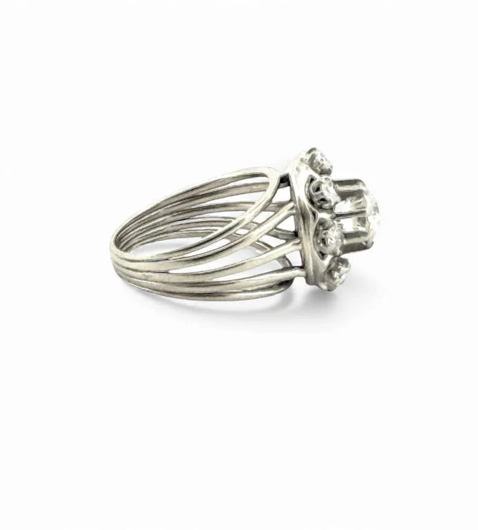 Antique ring in 18-carat white gold and diamonds  - Image 7