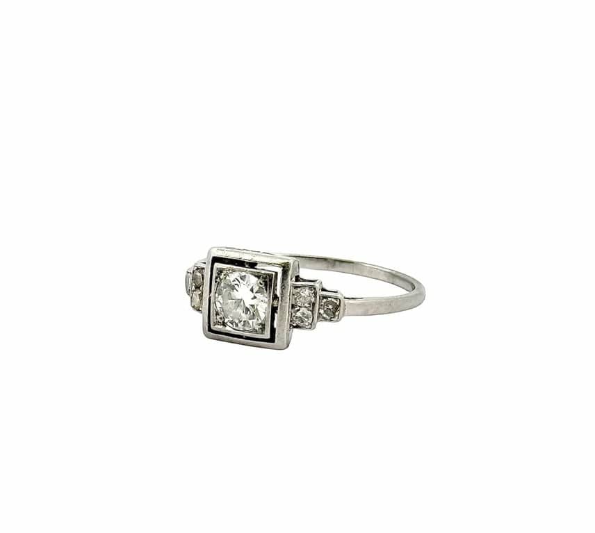 Art Deco ring in platinum and diamonds  - Image 4