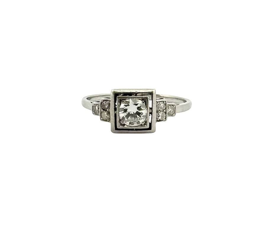 Art Deco ring in platinum and diamonds  - Image 7