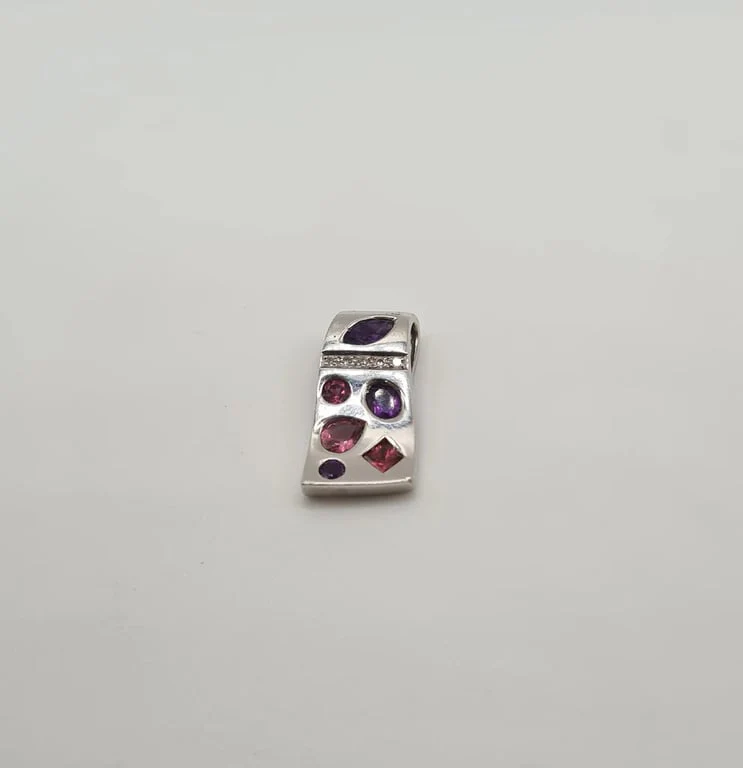 White gold pendant set with pink sapphire and amethyst - Image 5