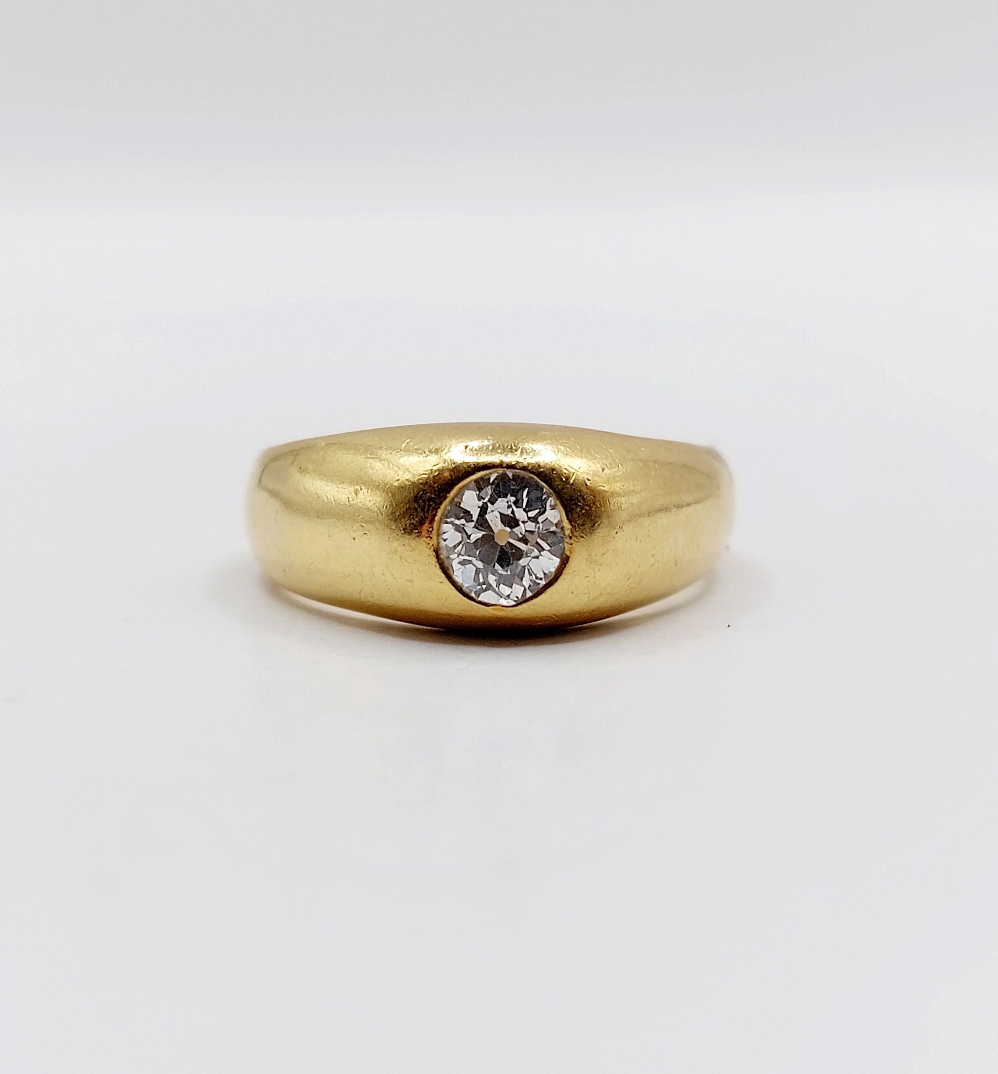 18k yellow gold dome ring with old-cut diamond 0.40 carat  - Image 10