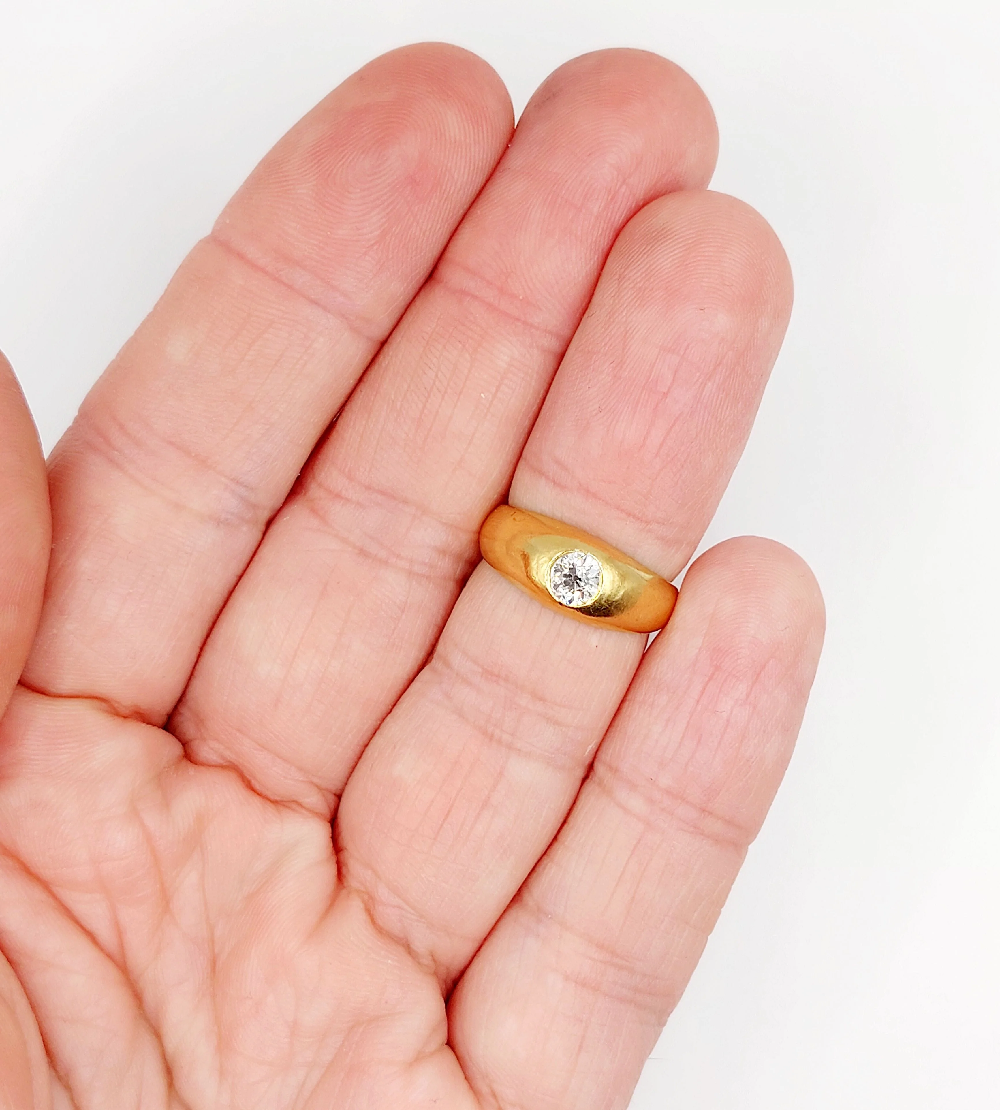 18k yellow gold dome ring with old-cut diamond 0.40 carat  - Image 15