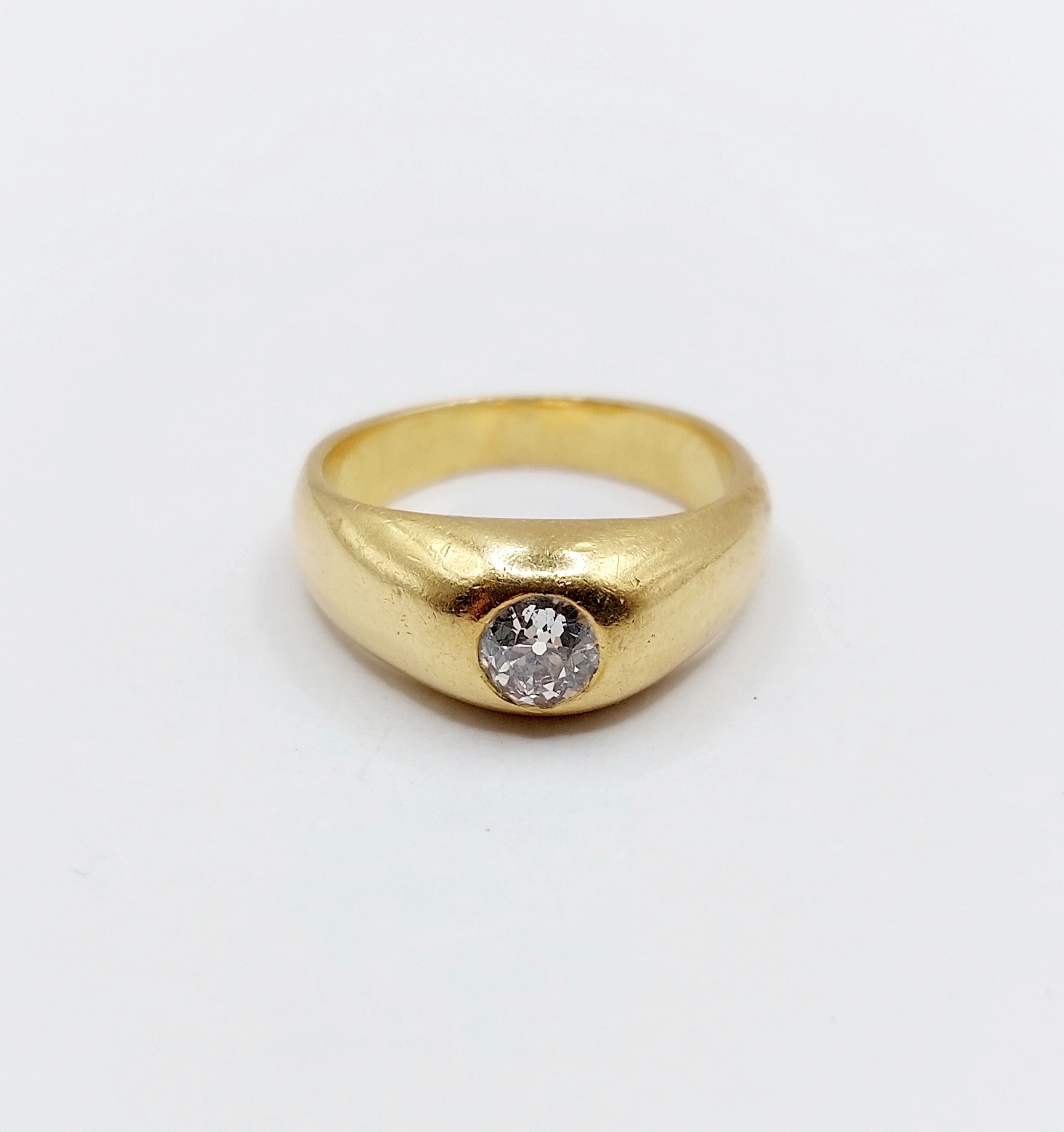 18k yellow gold dome ring with old-cut diamond 0.40 carat  - Image 3