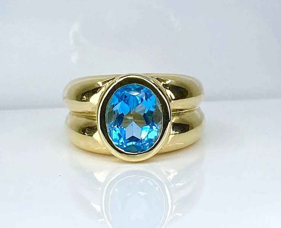 Yellow gold and blue topaz ring - Image 3