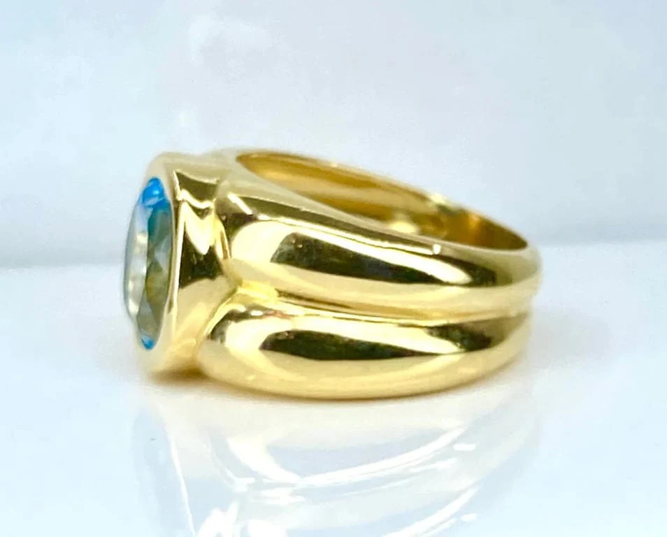 Yellow gold and blue topaz ring - Image 5