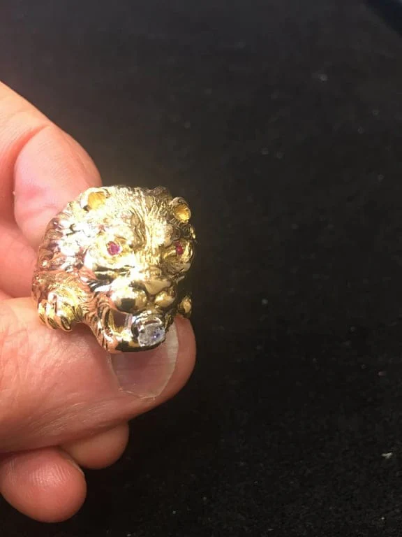 Gold Lion Ring Diamond Ruby  - Image 7
