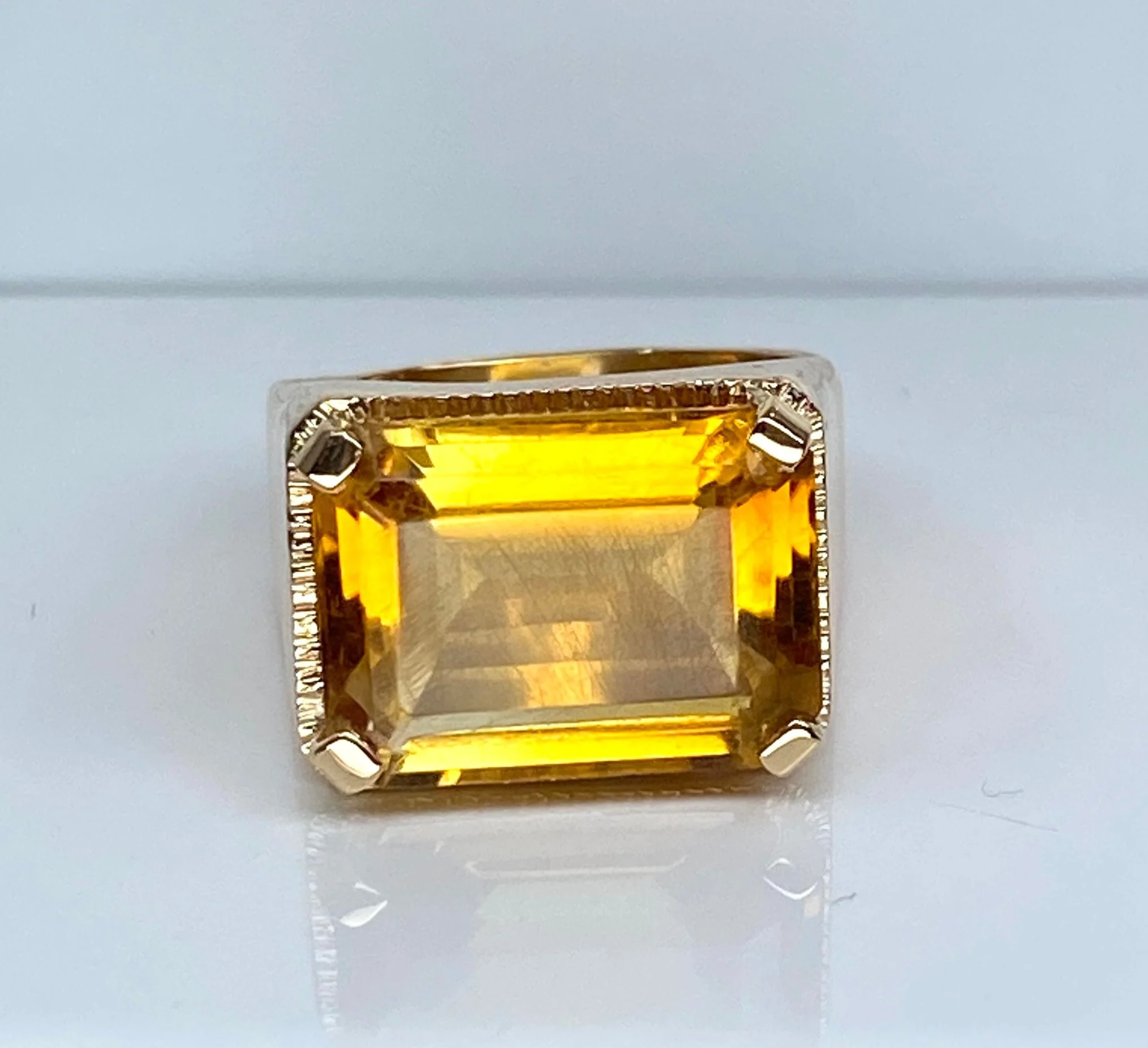 Yellow gold ring, yellow topaz - Image 10