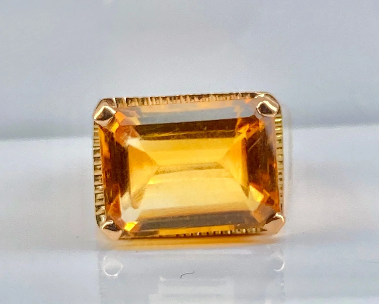Yellow gold ring, yellow topaz - Image 15