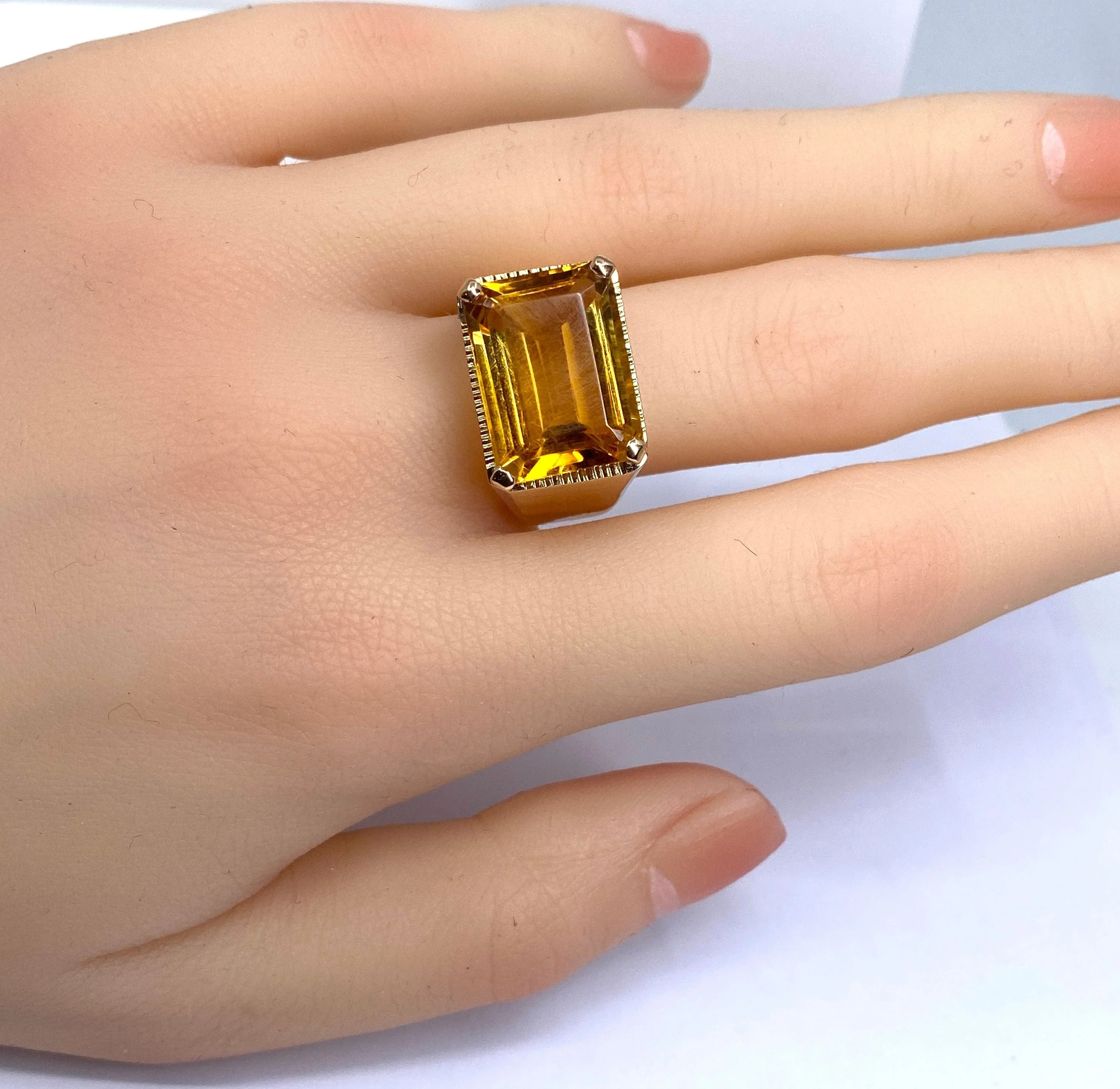 Yellow gold ring, yellow topaz - Image 16