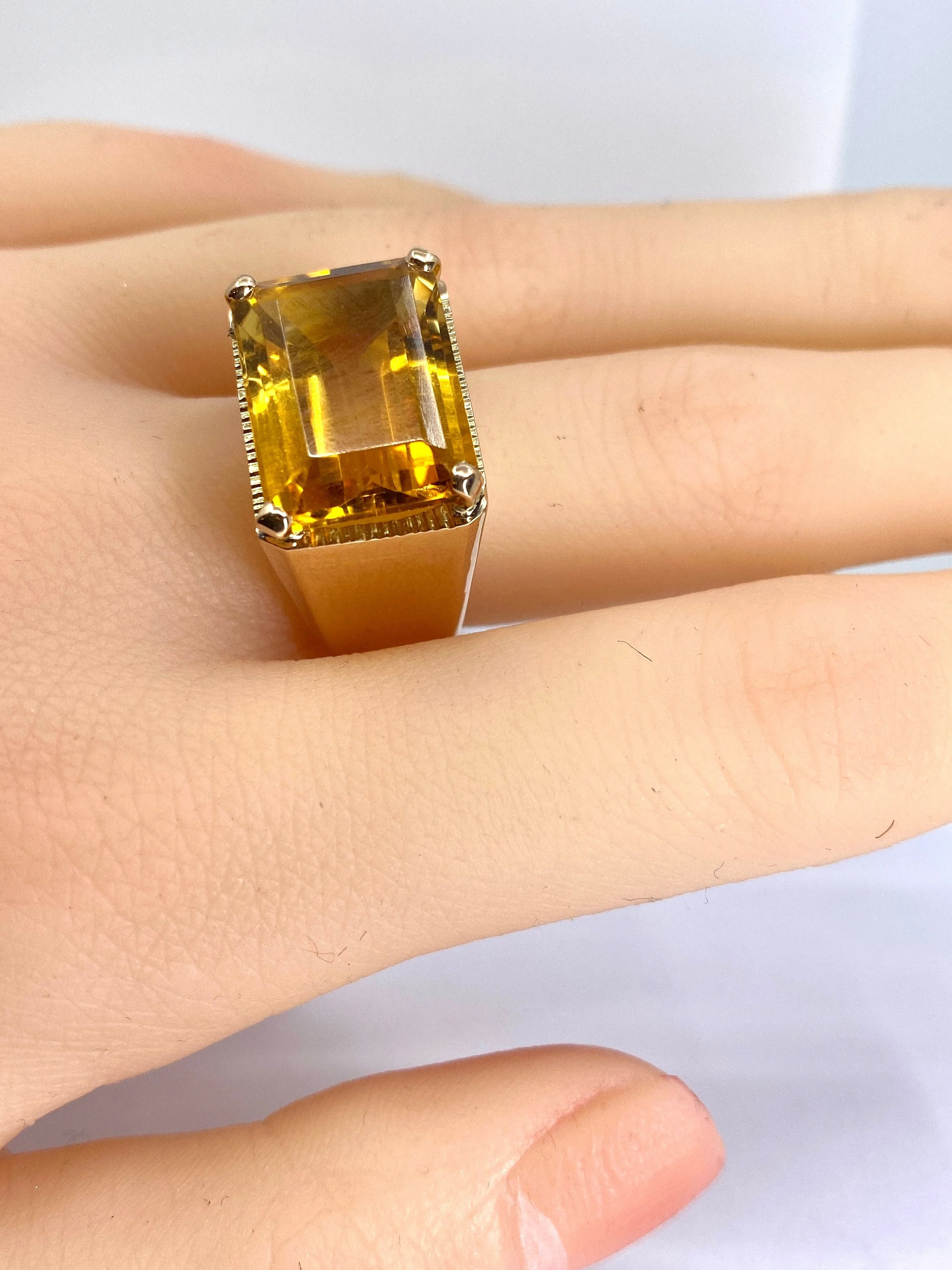 Yellow gold ring, yellow topaz - Image 4