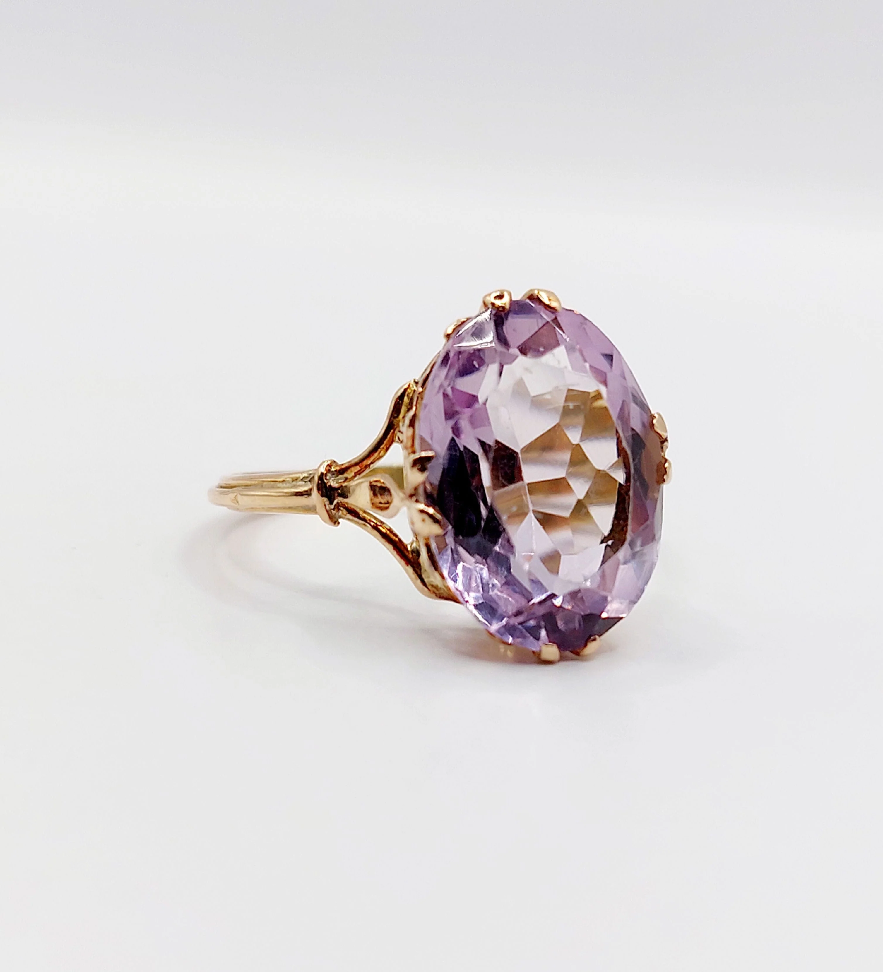 Rose gold amethyst cocktail ring (circa 1900)  - Image 5