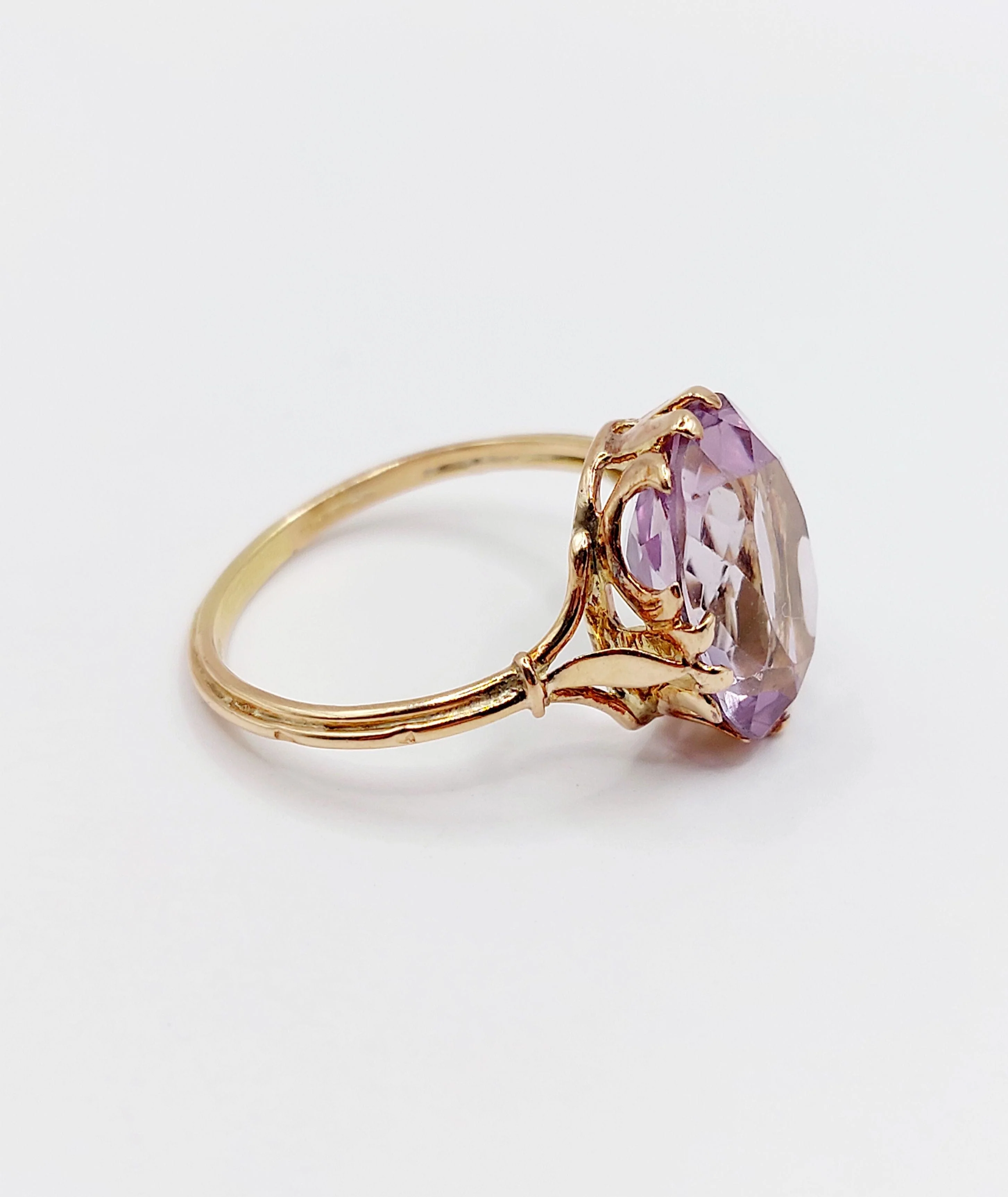 Rose gold amethyst cocktail ring (circa 1900)  - Image 6