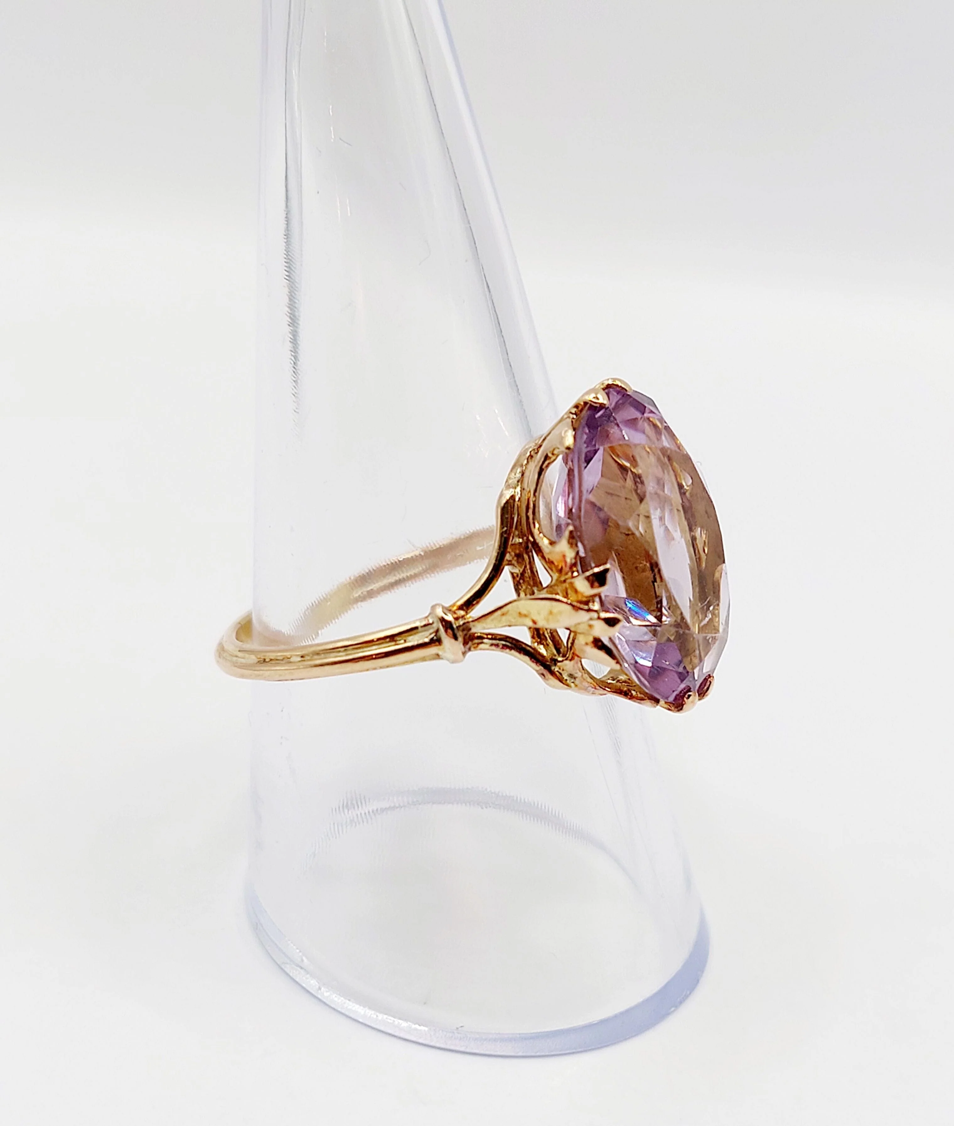Rose gold amethyst cocktail ring (circa 1900)  - Image 7