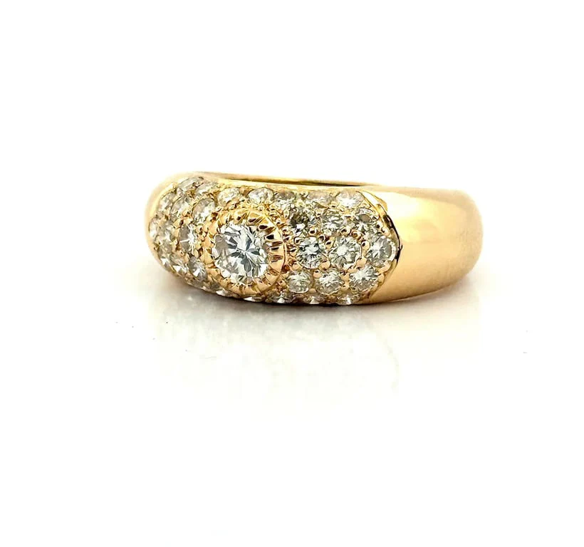 18-carat yellow gold band ring with diamonds  - Image 7