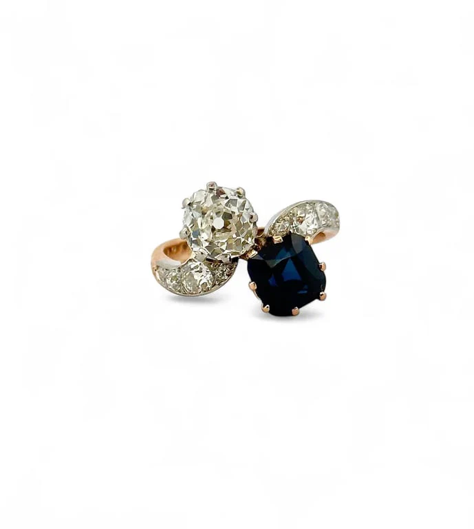 Antique ring Toi & Moi with natural Siam sapphire and diamonds  - Image 3