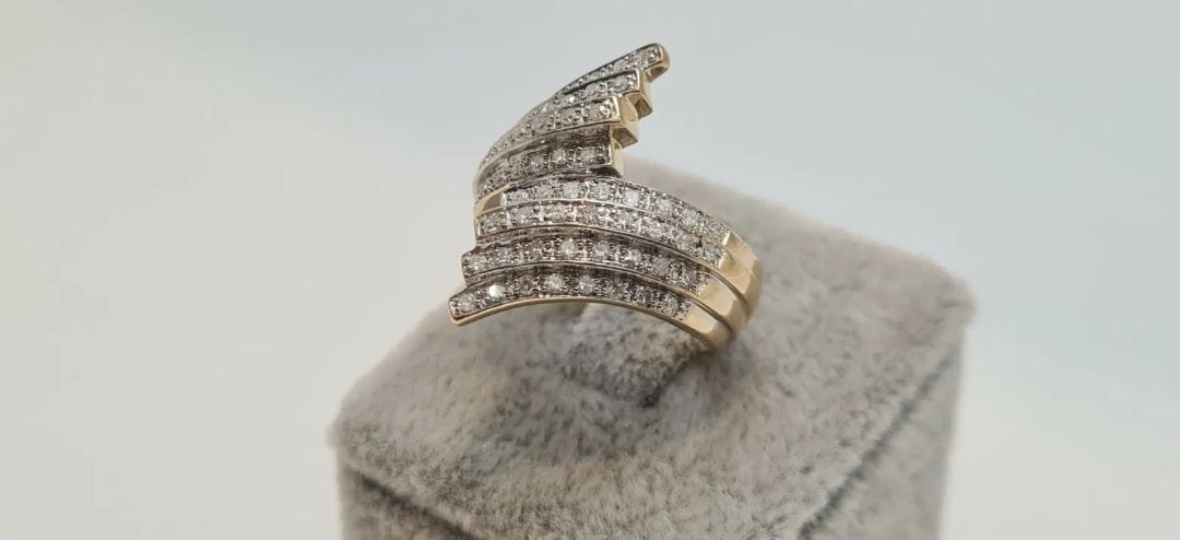 Yellow gold ring, diamonds - Image 6