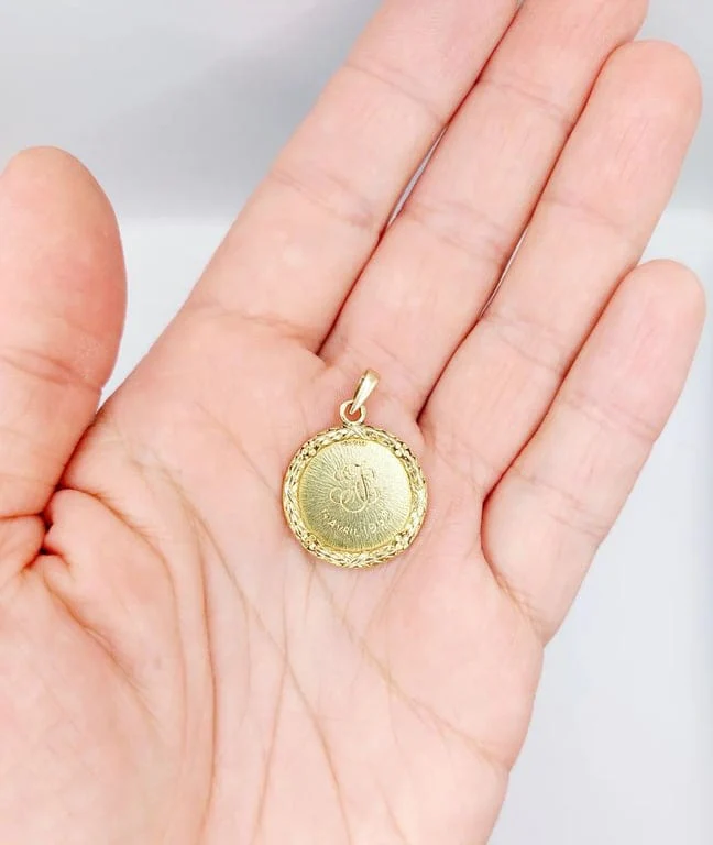 Augis - Love medal pendant 23 mm in 18k gold with diamond and ruby - Image 16