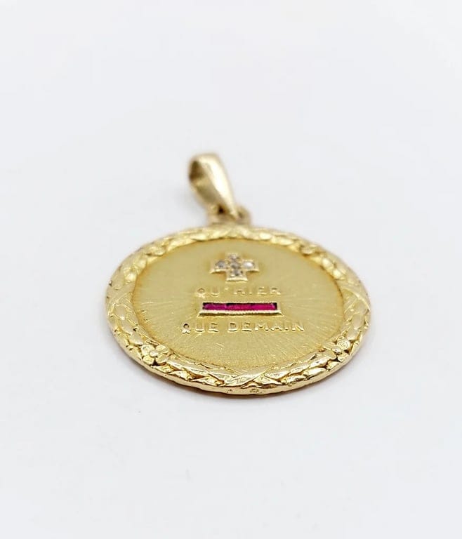 Augis - Love medal pendant 23 mm in 18k gold with diamond and ruby - Image 6