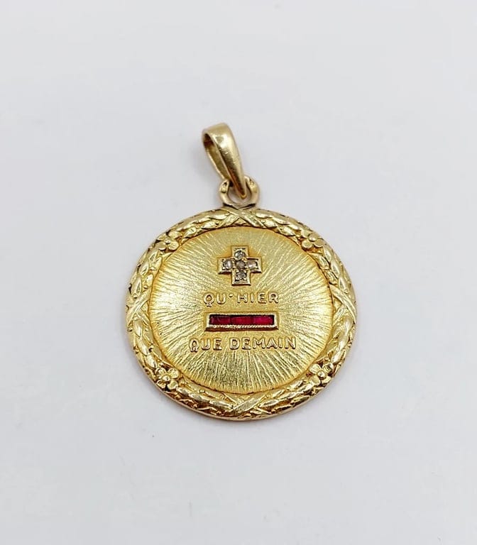 Augis - Love medal pendant 23 mm in 18k gold with diamond and ruby - Image 8