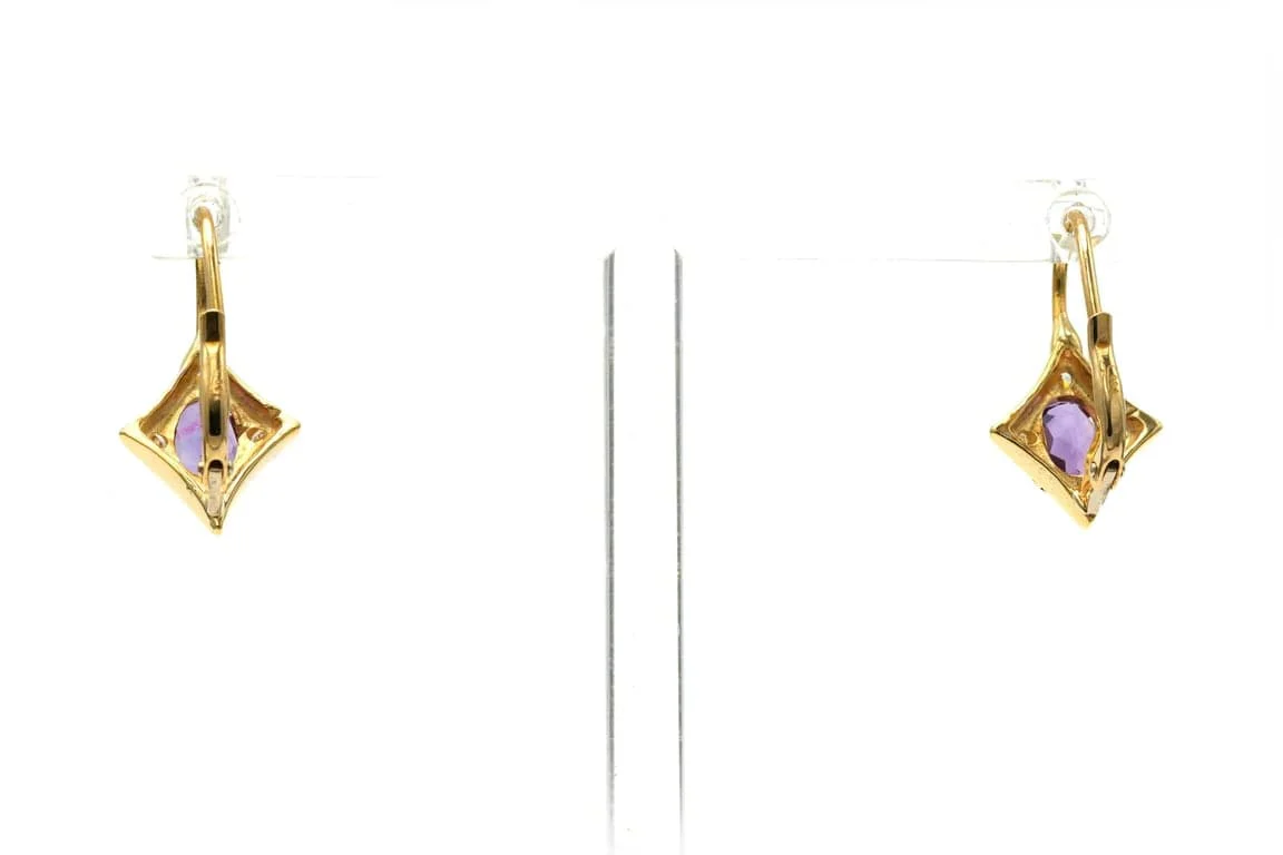 18-carat yellow gold earrings with amethysts, brilliant-cut diamonds  - Image 5