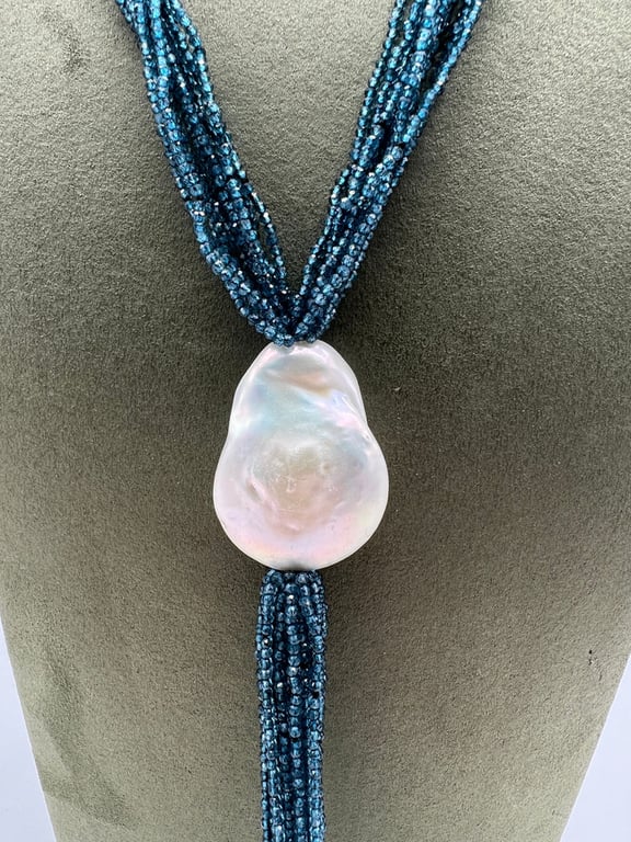 London blue topaz necklace, baroque pearl, bakelite - Image 4