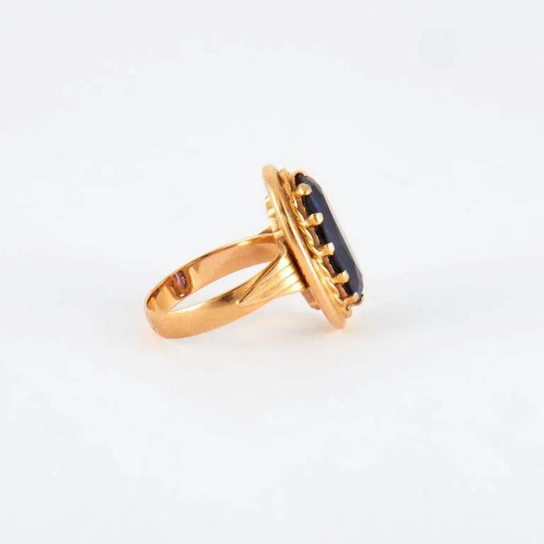 Amethyst Yellow Gold Ring - Image 4